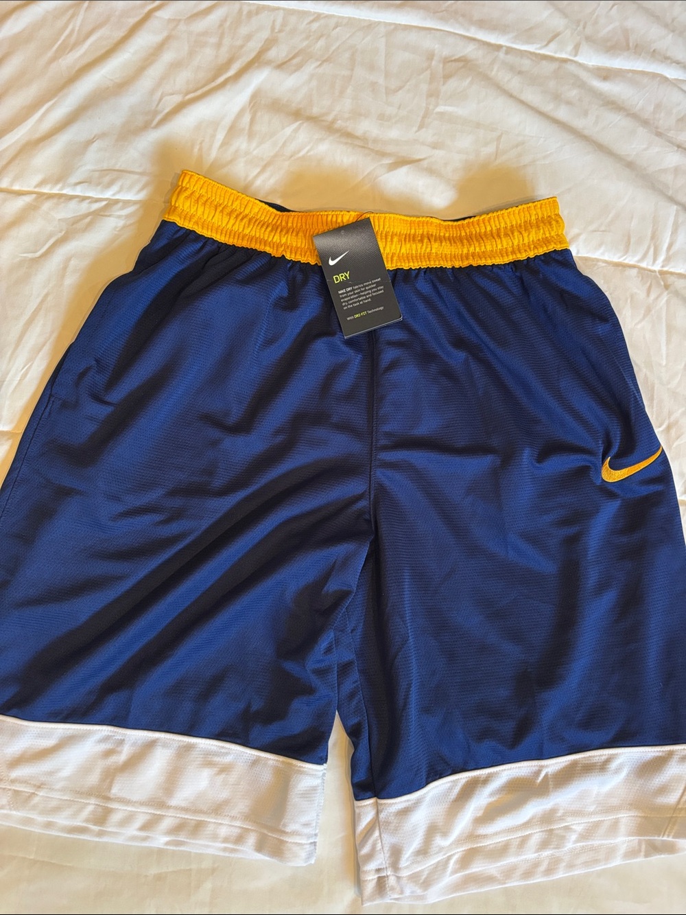 Nike Men’s Navy Blue & Yellow Athletic Shorts Size L